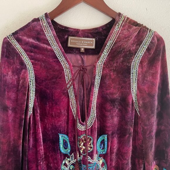 DOUBLE D RANCH Velvet Dress: Beads & Embroidery; Medium; Excellent Condition!!! - Picture 4 of 16
